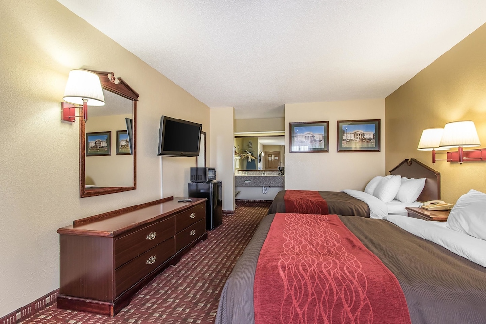 Standard Room, 2 Double Beds - Photo 1