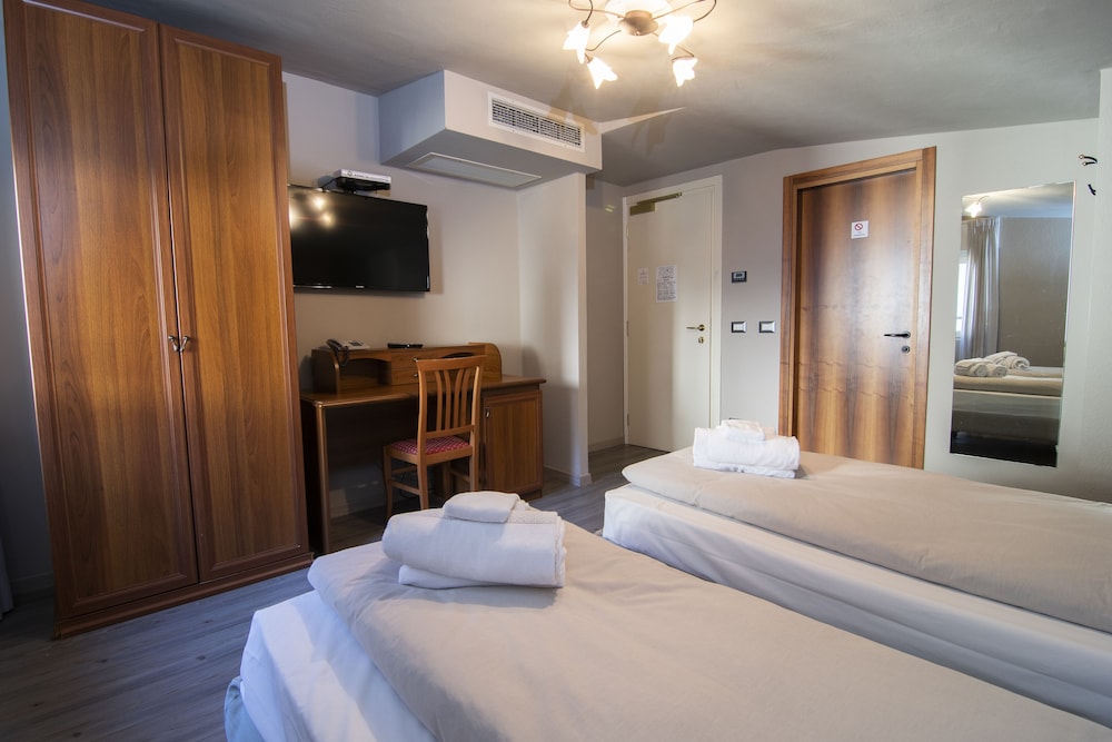 Classic Double or Twin Room
