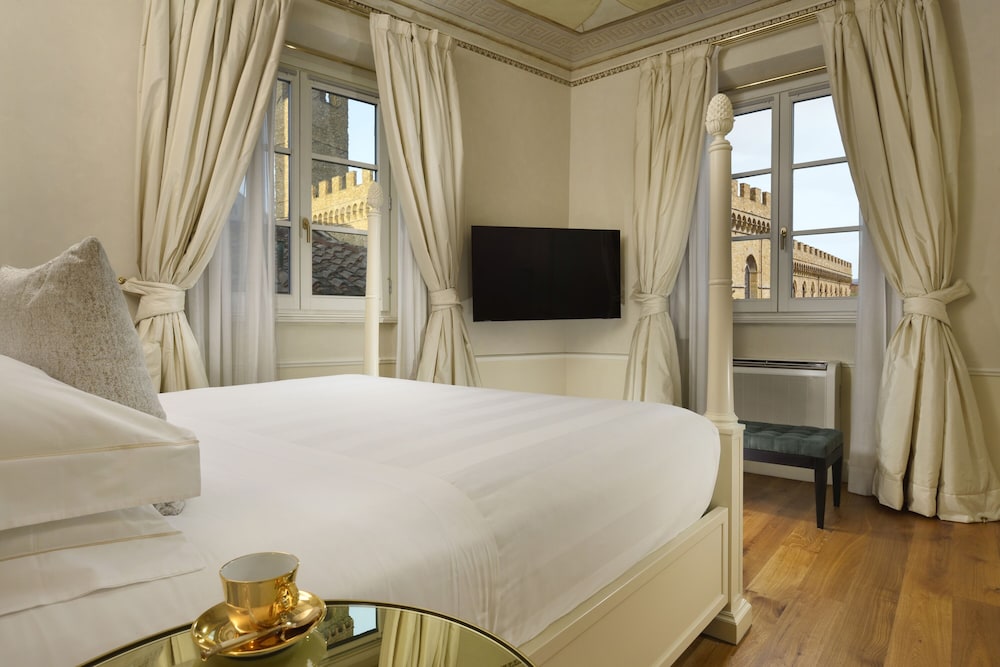 Executive Suite, City View photo 3