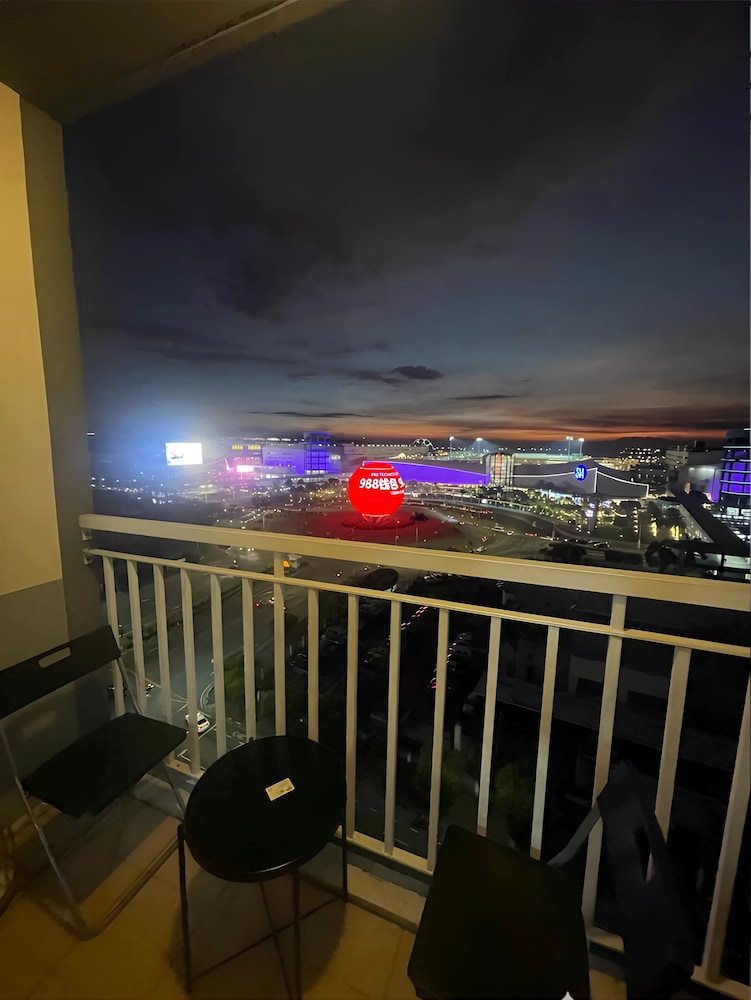 Family Condo, Balcony, Sea View photo 1