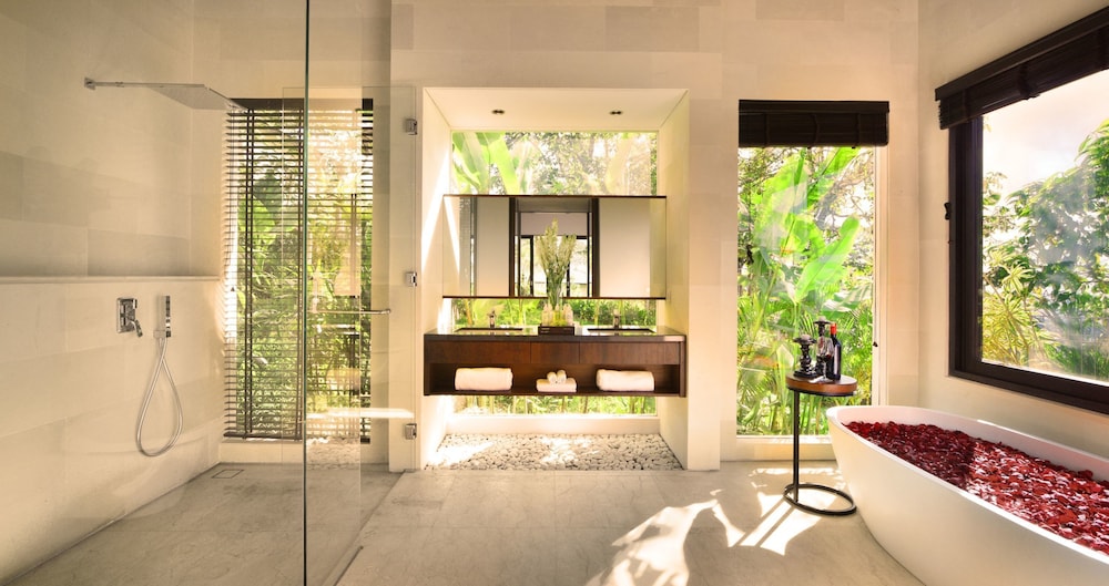 Luxury Villa Twin photo 2