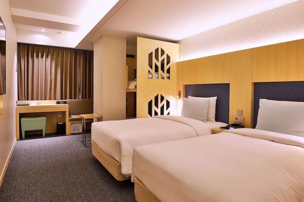 Family Twin Room, 1 Bedroom photo 2