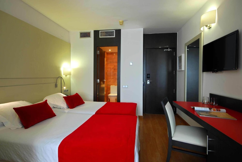 Standard Double Room photo 2
