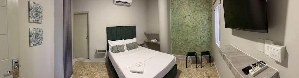 Standard Double Room photo 2