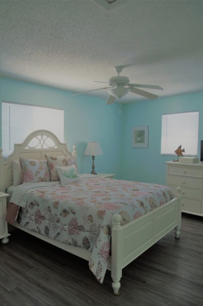 Condo, 2 Bedrooms photo 3