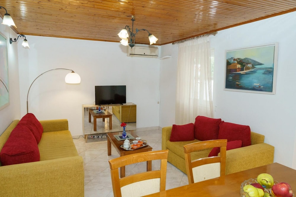 House photo 2