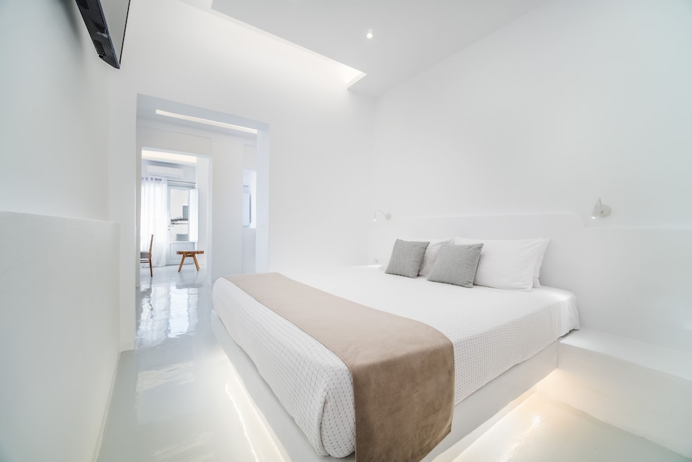 Deluxe Suite, Hot Tub (Caldera View)