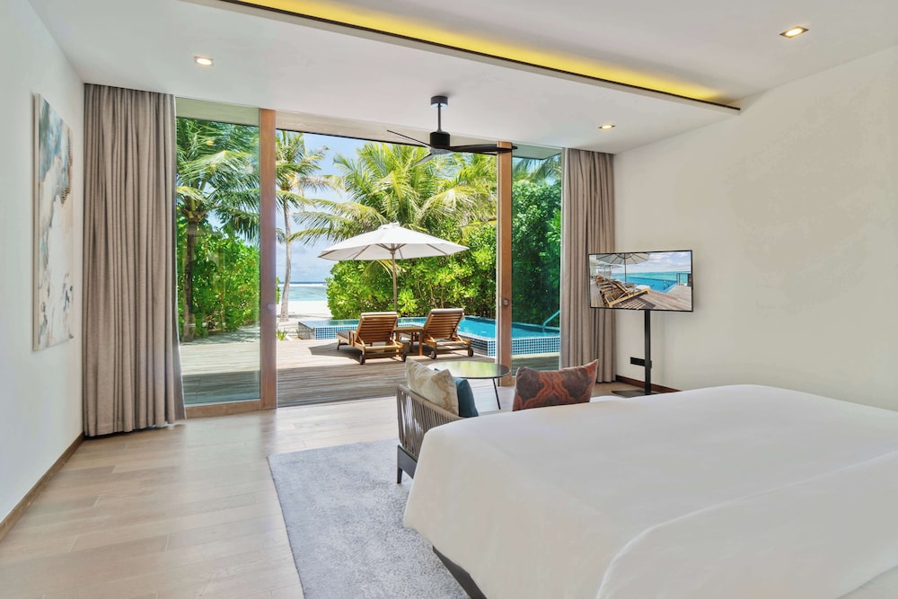 Duplex 2 bedroom beach sunset villa with private pool & free access VIP seaplane lounge on arrival - Photo 7