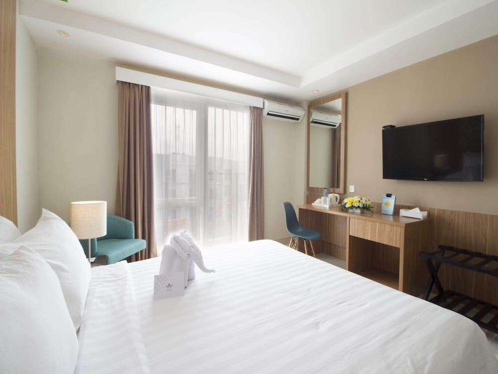 Superior Pool View Room (Free 2 Tickets To Aquaboom) photo 3