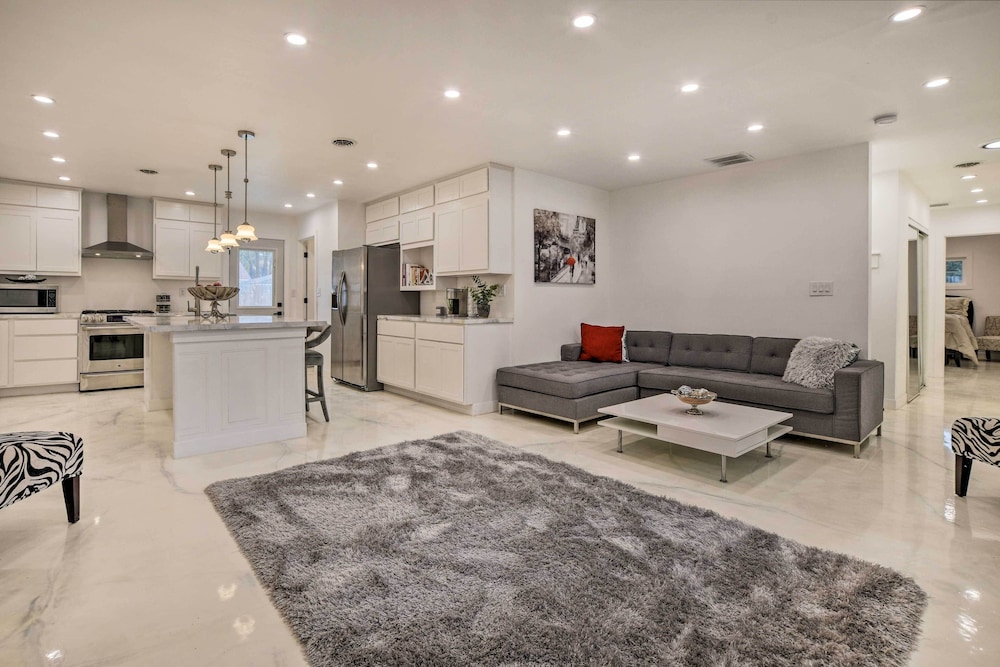 House (4 Bedrooms) photo 1