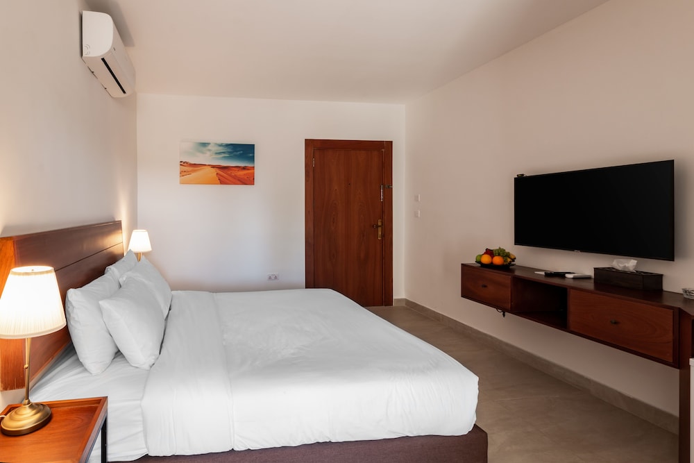 Deluxe Double Room, 1 Bedroom, City View photo 3