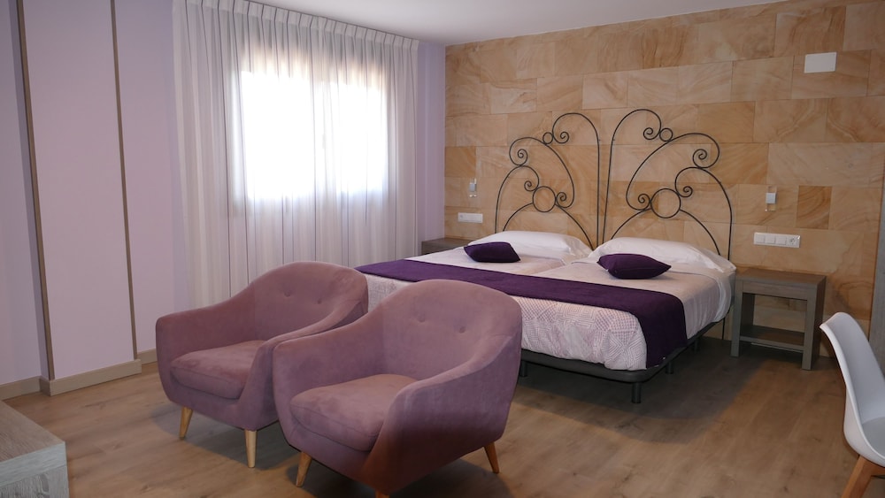Luxury Twin Room photo 3