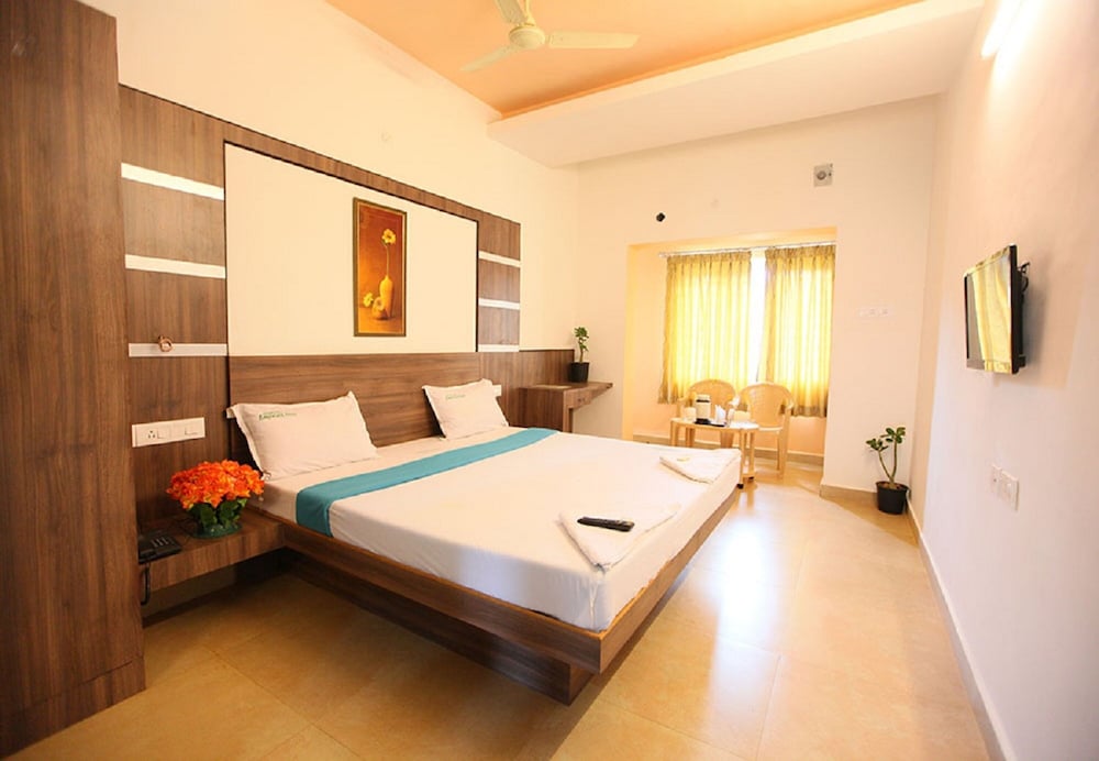 Royal Studio Suite