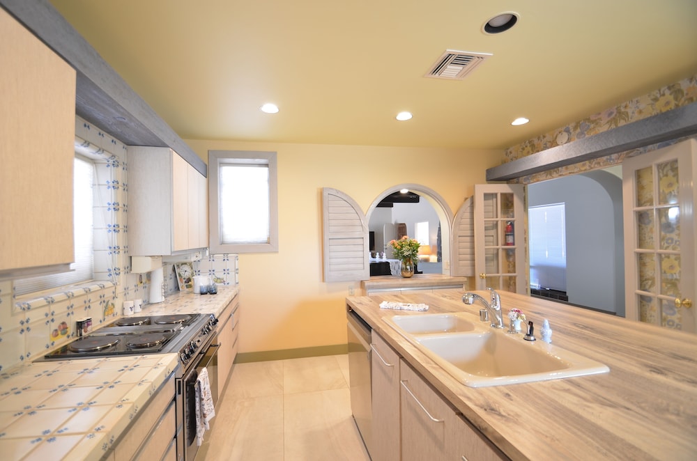 Exclusive Villa, Multiple Beds (Pickford Palms Ranch A-1, 6  mi from) - Photo 3
