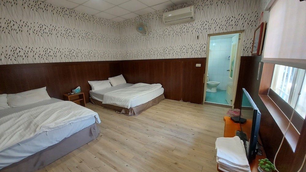 Standard Quadruple Room photo 3