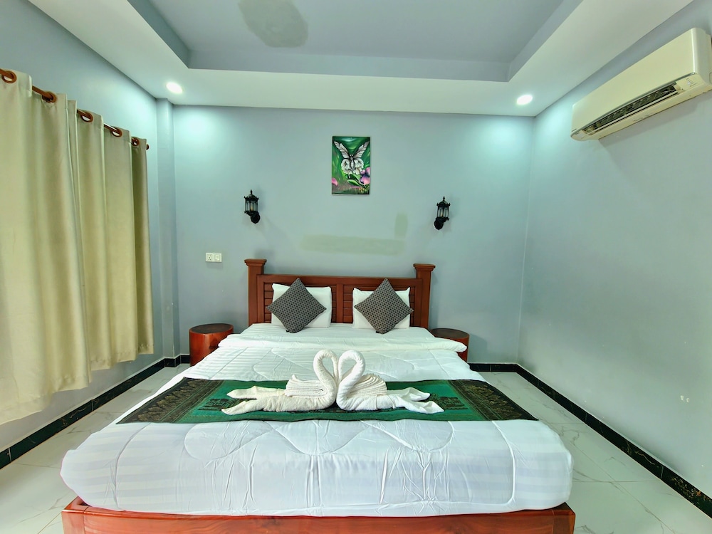 Double Room, Balcony, Garden View