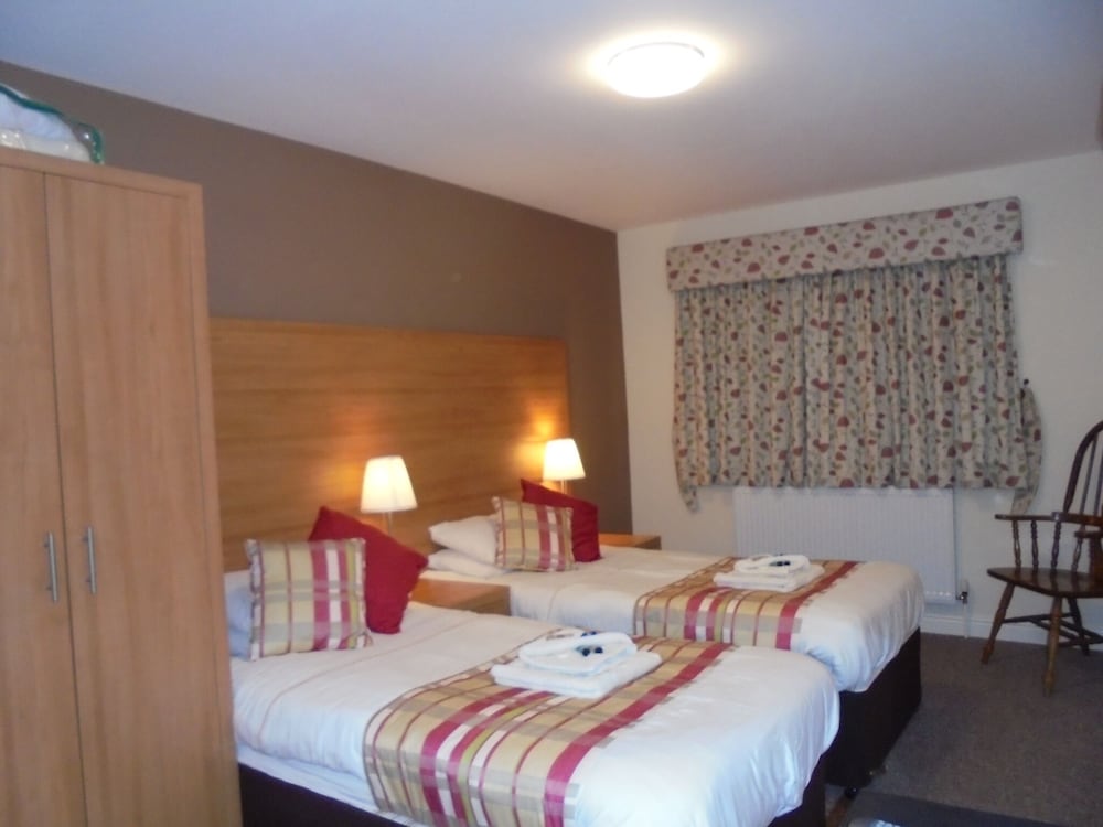 Comfort Double or Twin Room, Ensuite, Garden View photo 3
