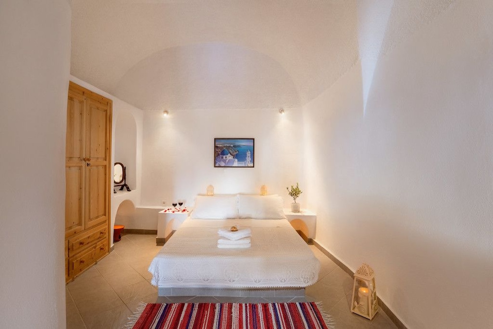 Apartment with Caldera View (4 Adults) - Photo 1