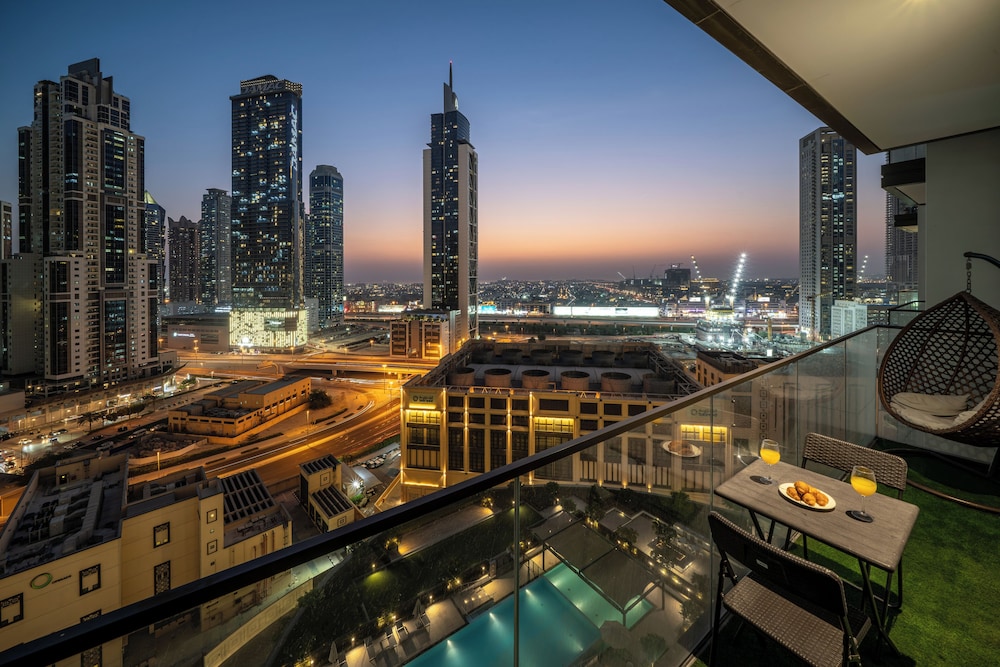 Luxury Apartment, 2 Bedrooms, Balcony, Pool View photo 2