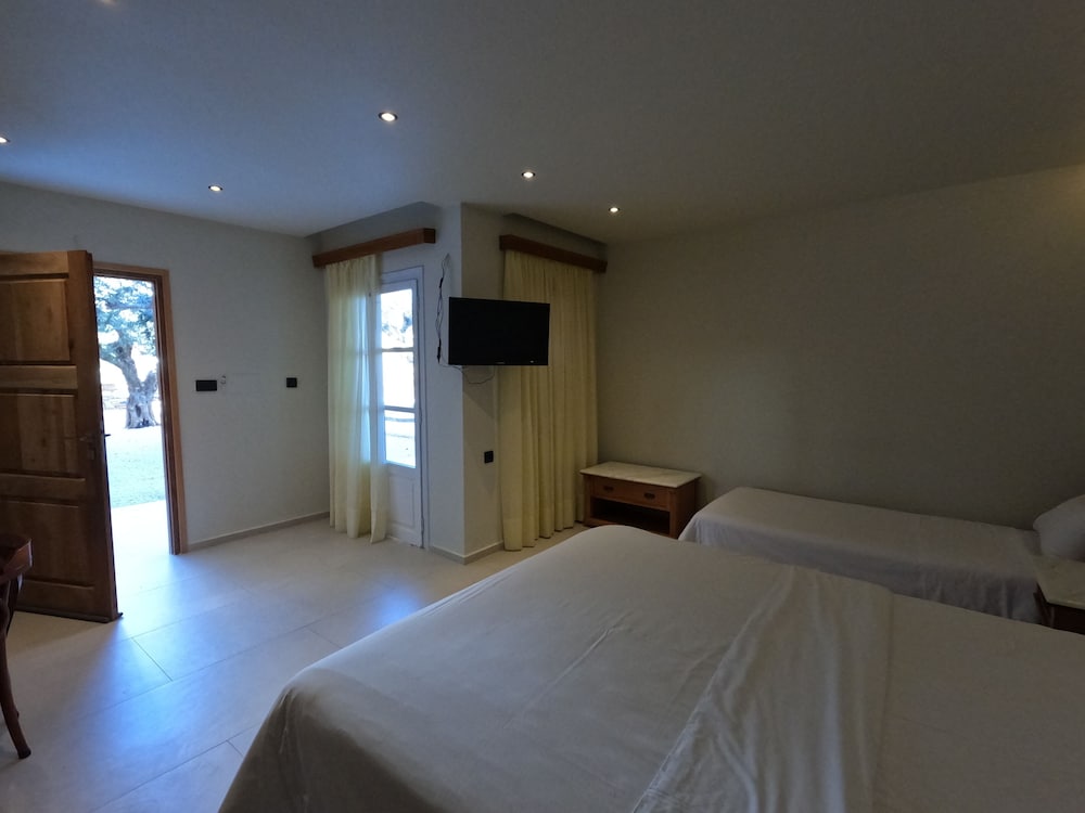 Economy Room - Photo 1