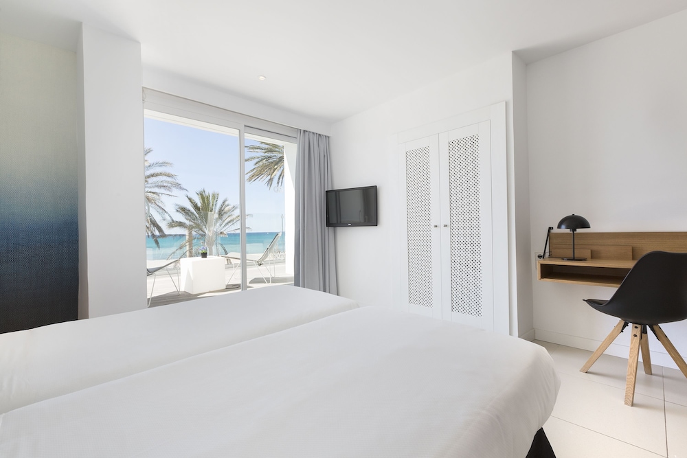 Double Room, Balcony, Sea View - Photo 2
