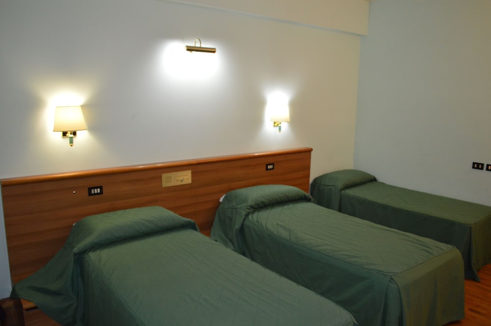 Quadruple Room, Accessible