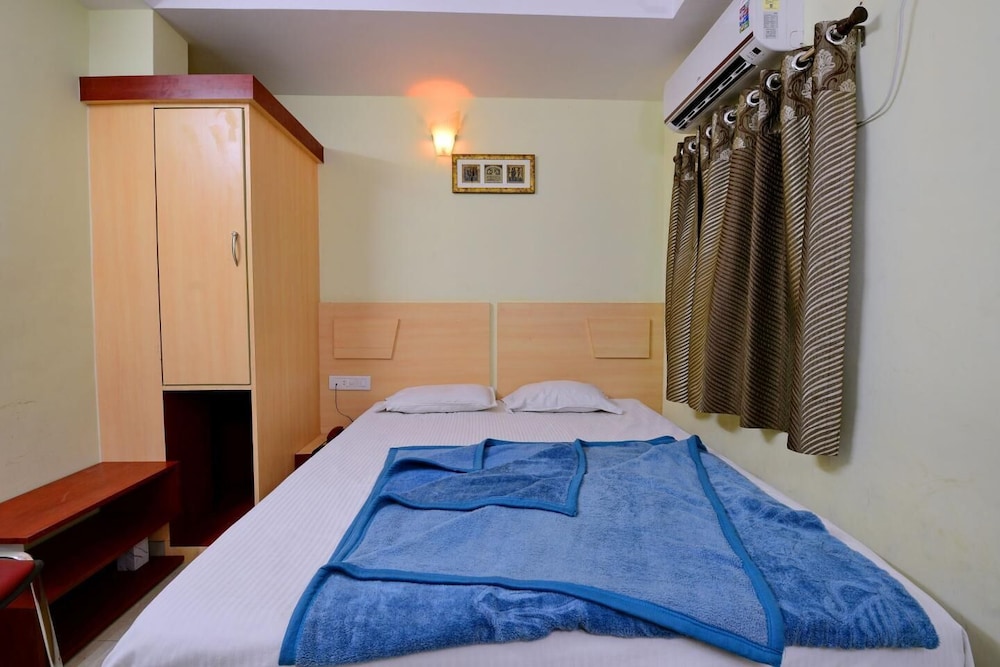 Deluxe Room - Photo 2
