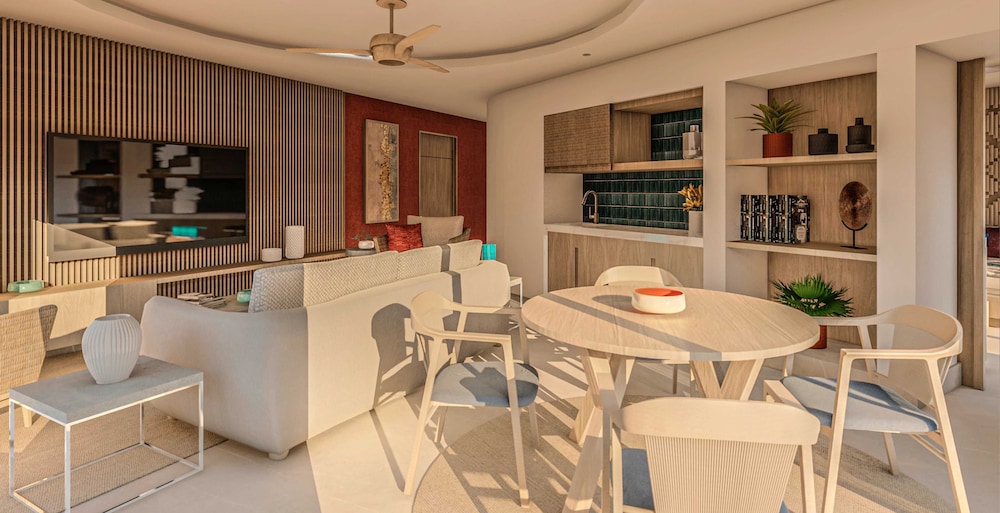 Preferred Club Panoramic Suite Swimout