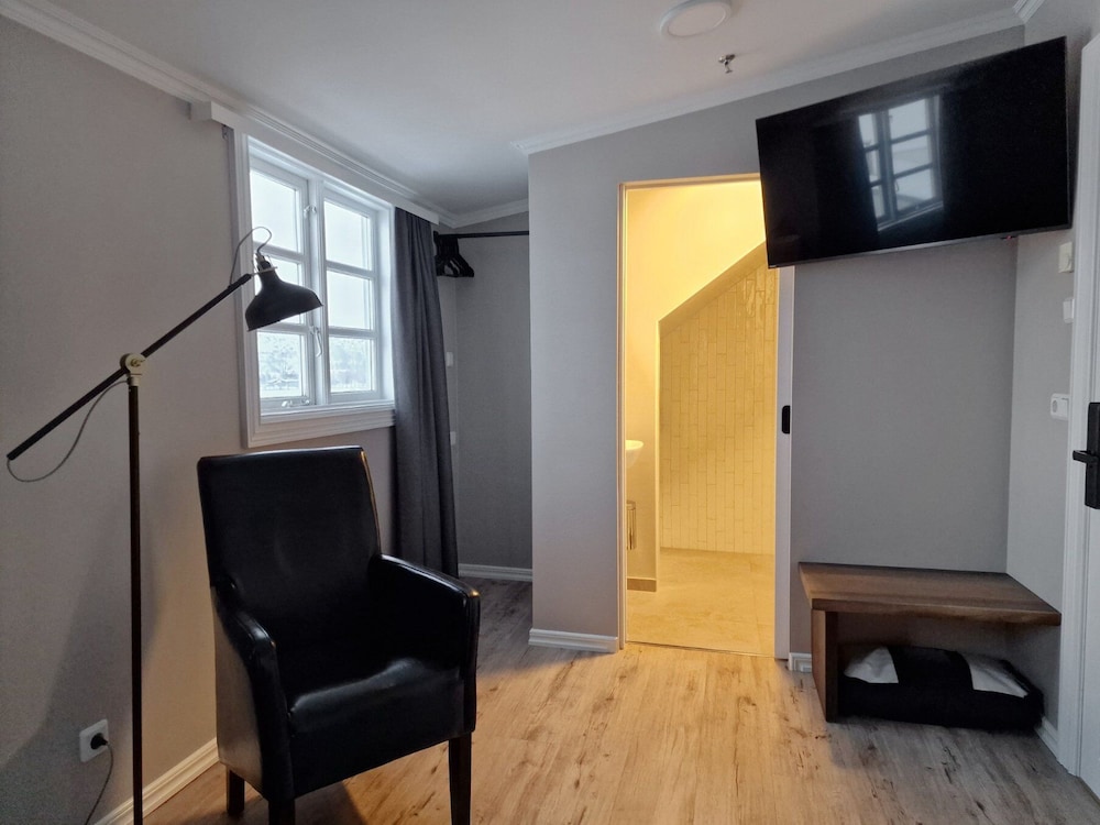 Single Room, Lake View photo 2