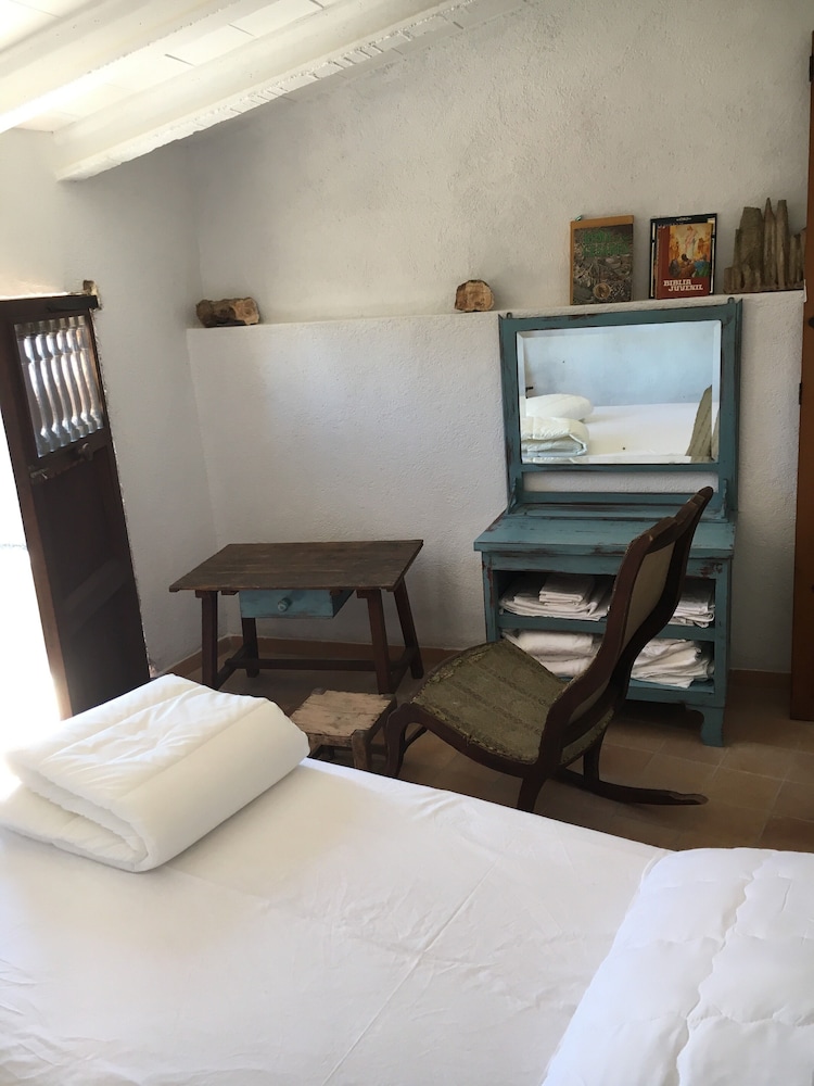 Comfort Apartment, Balcony, Courtyard View photo 2