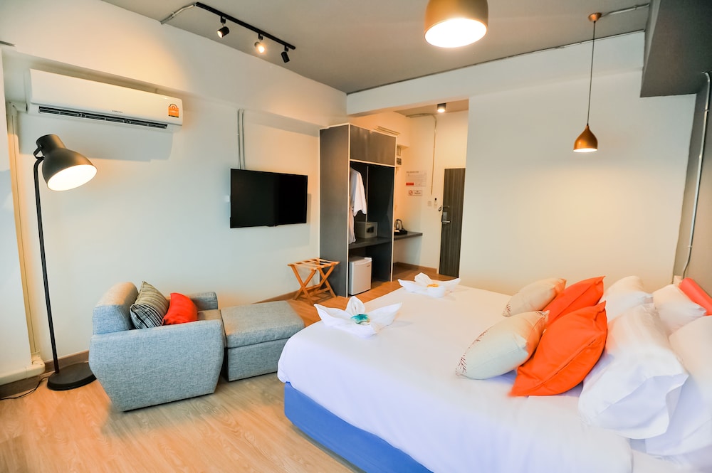Deluxe Room, City View photo 1
