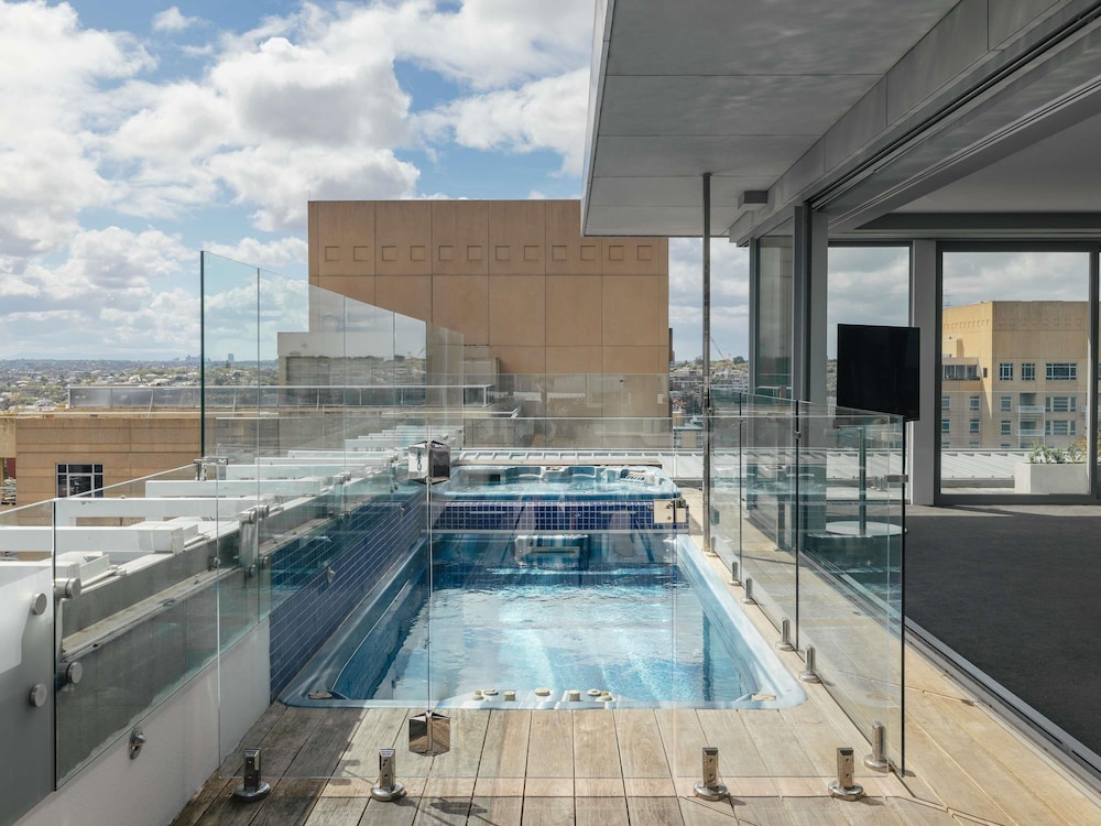 Penthouse (Lake Eyre Penthouse)