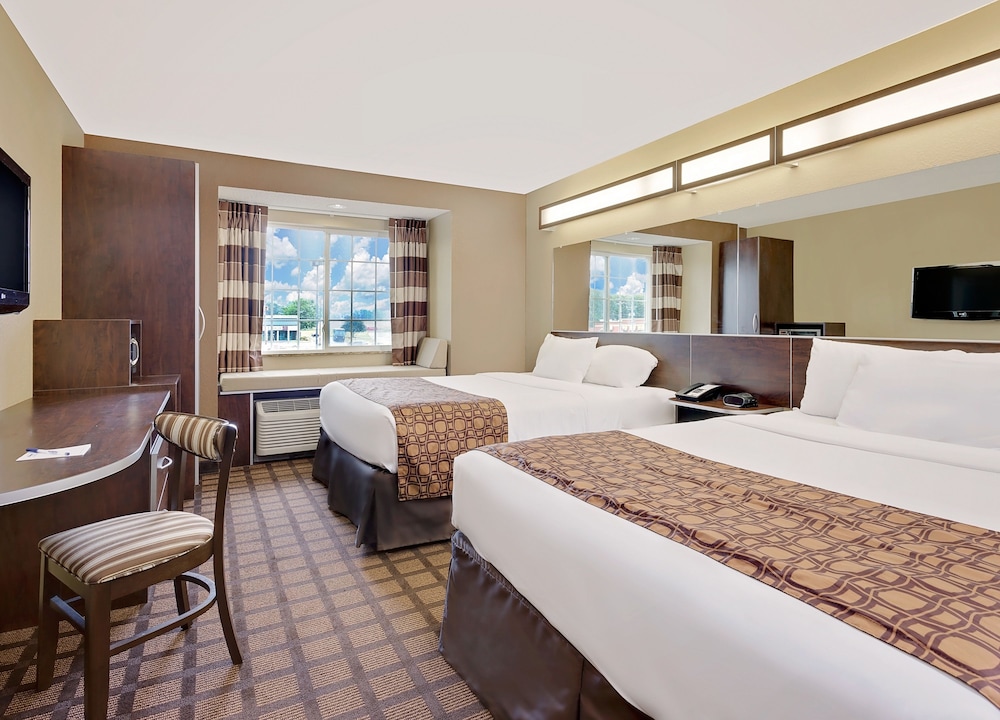 Room, 2 Queen Beds, Accessible, Non Smoking photo 2