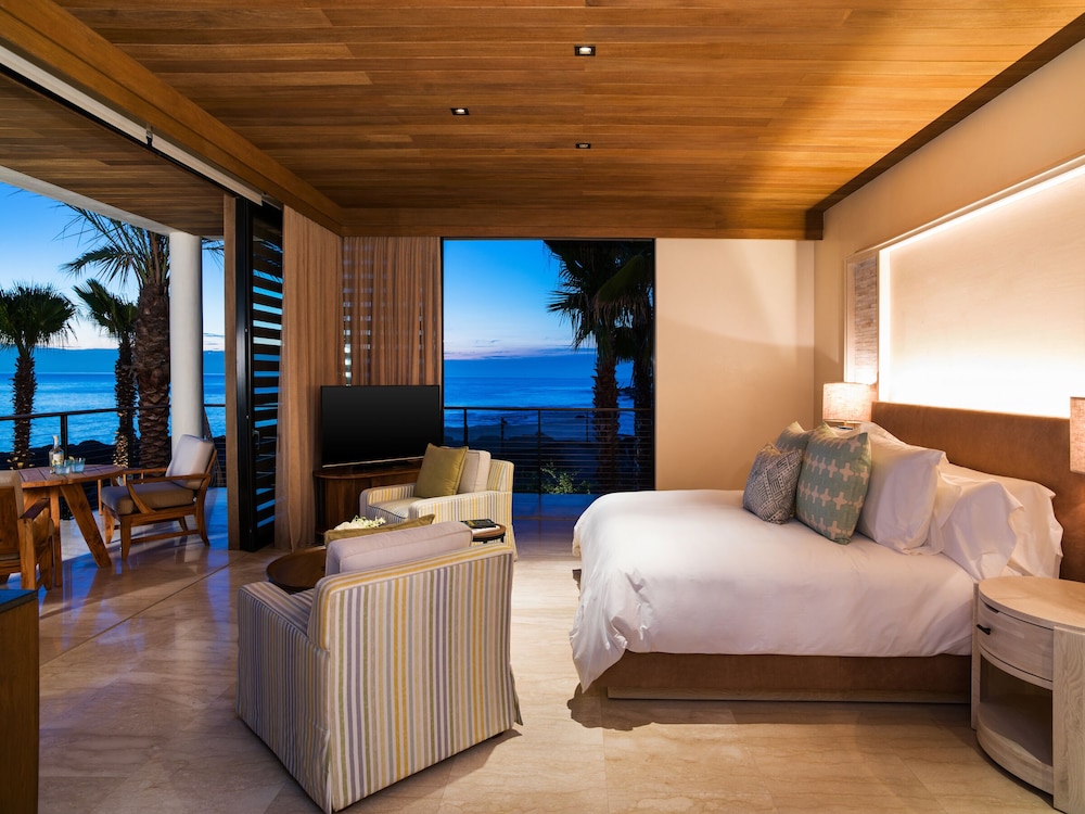 Room, 1 King Bed, Oceanfront