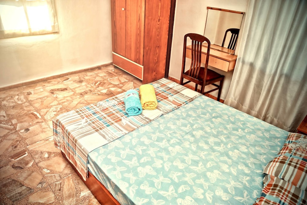 Family Apartment, Multiple Beds, Smoking photo 1