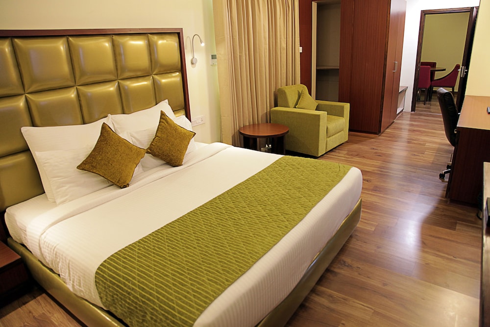 Cama Suite, 1 King Bed, Accessible, City View photo 2