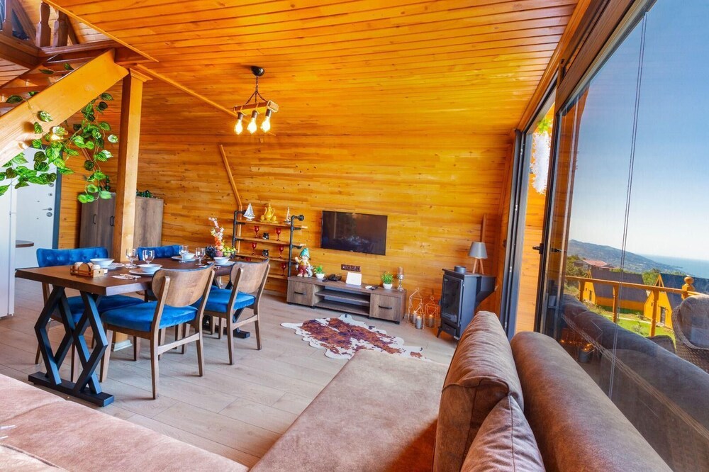 Family Bungalow photo 2