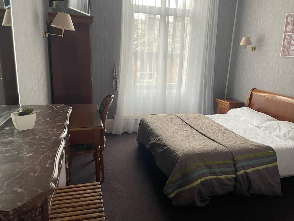 Twin Room, Courtyard View
