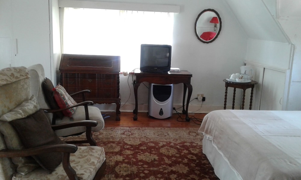 (1) Spacious Double Room photo 1