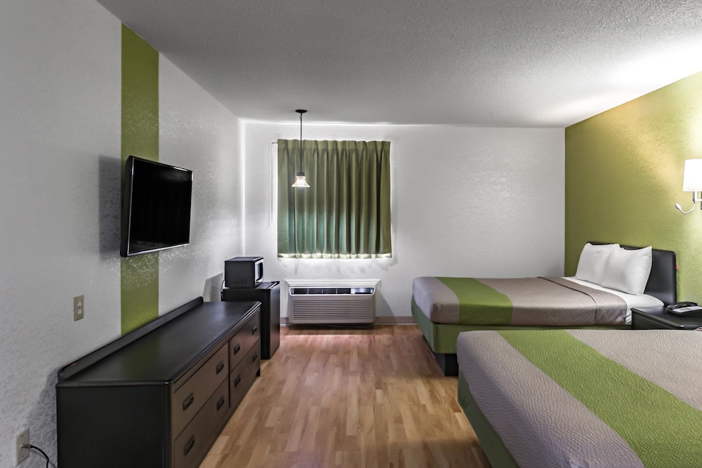 Deluxe Room, 2 Double Beds, Accessible, Non Smoking photo 3