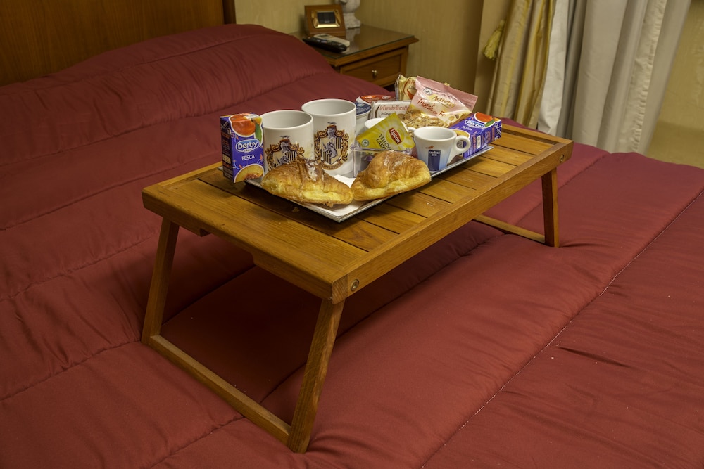 Luxury Triple Room photo 3