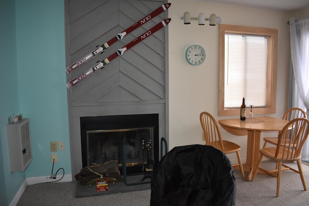 Studio, Multiple Beds (Sugar Ski & Country Club Unit 10-702 ) photo 3
