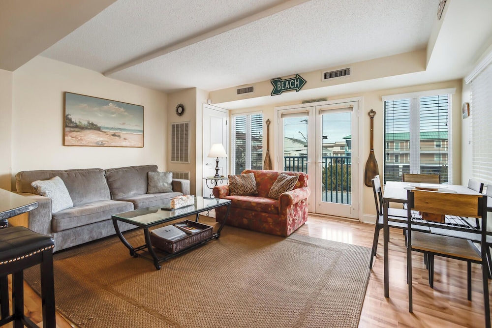 Condo, Multiple Beds, Kitchen, Garden View (THE OPAL S202)