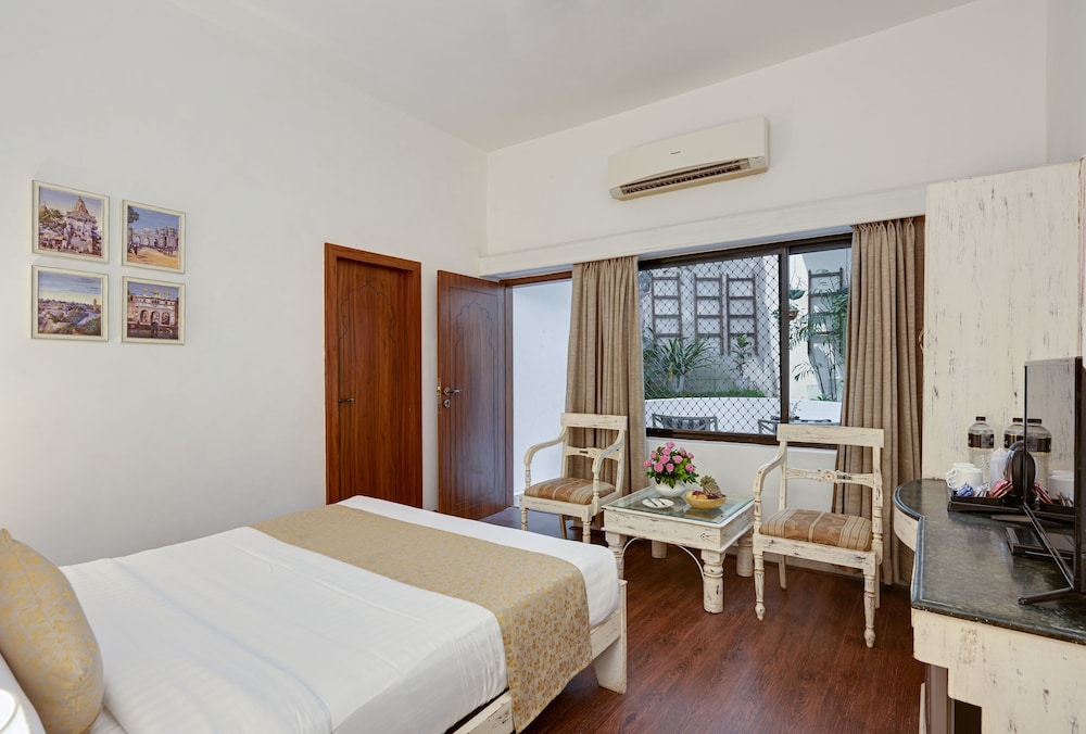 Premier Rooms with Balcony - Photo 2