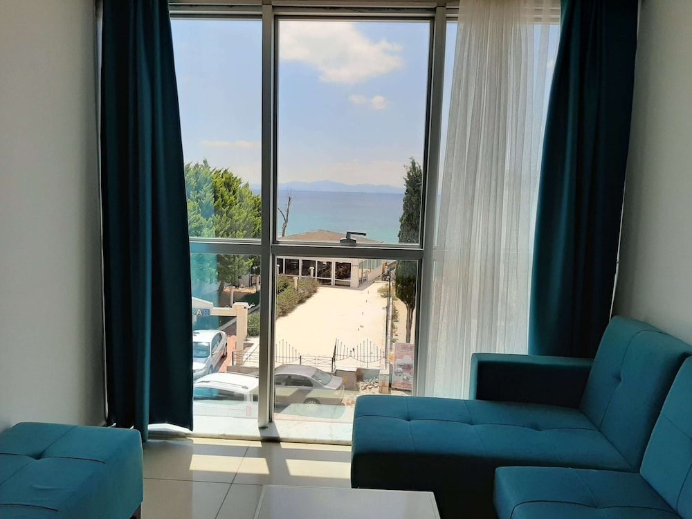 Apartment, 1 Bedroom, Sea View photo 2