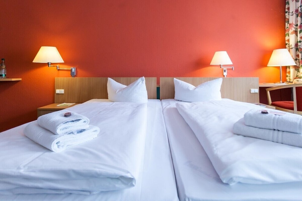 Comfort double or twin bed room, nonsmoking photo 1