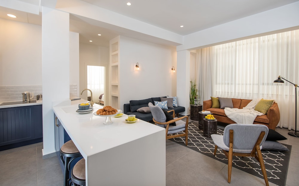 Family Suite, 2 Bedrooms, Kitchen