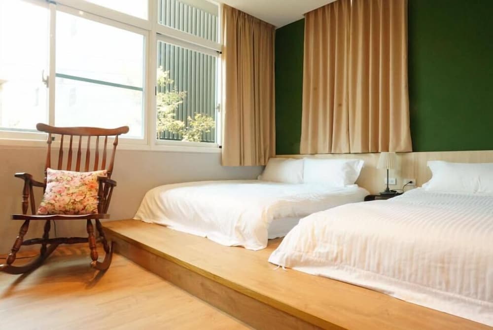 Classic Quadruple Room