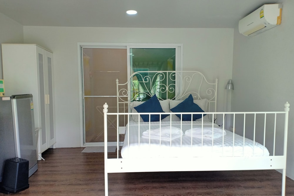 Double bungalow