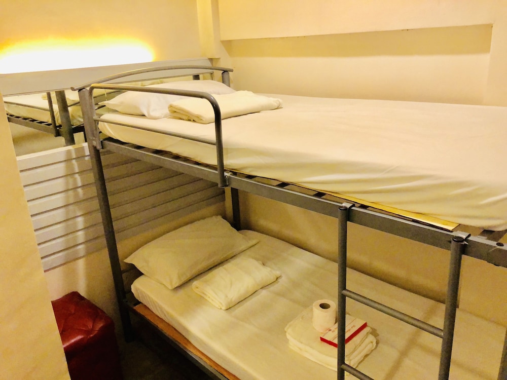 Economy Room photo 2